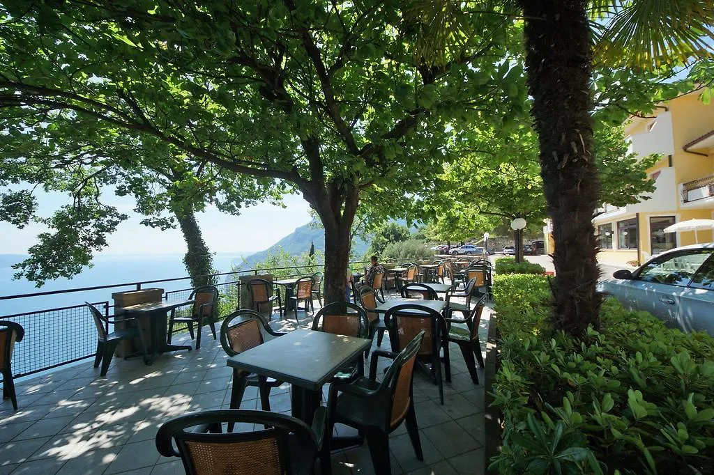 Hotel Residence La Rotonda Tignale Lejlighedshotel