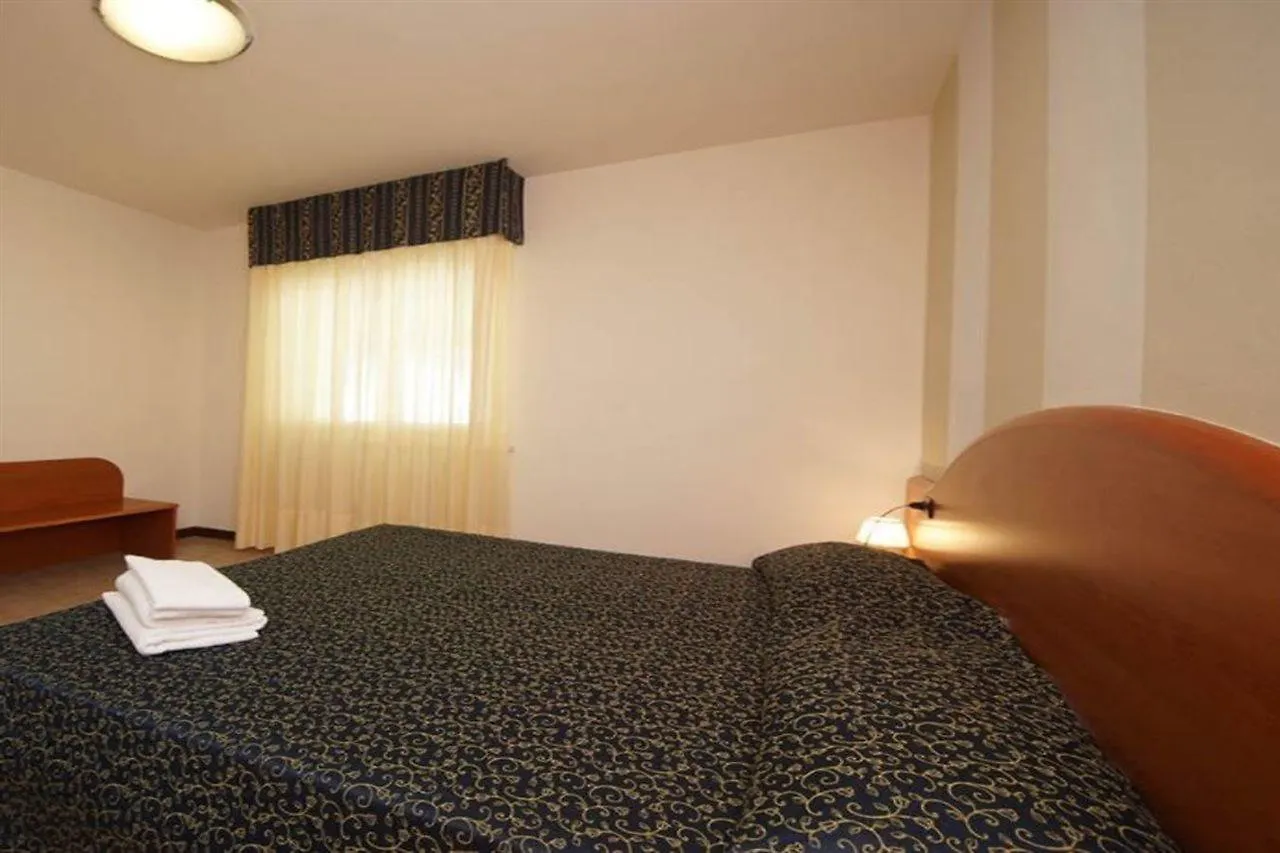 Aparthotel Hotel Residence La Rotonda Tignale